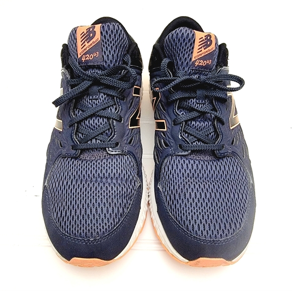 New Balance Response Running Shoes - Picture 6 of 9